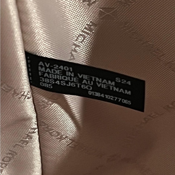 MICHAEL Michael Kors $378 JET SET MD OPTIC WHITE CARRYALL BAG HANDBAG PURSE. NWT - Picture 12 of 14